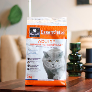 Croquettes Essentielle chat adulte poulet - 3 kg