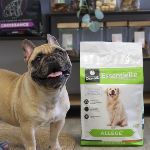 Croquettes Essentielle chien Allégées - à la volaille 4 kg
